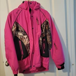 Hot Pink Camp Legendary Whitetails Women's Winter Coat Size Medium